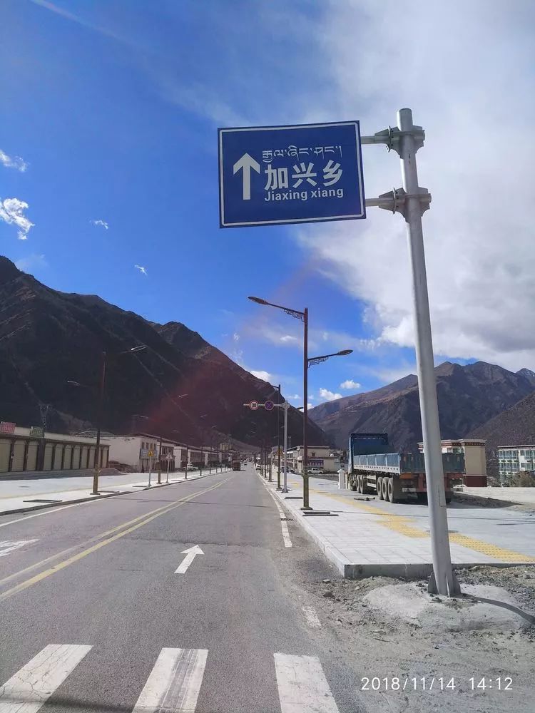探秘隐藏瑰宝，最新318路况直播，实时更新的小巷风情