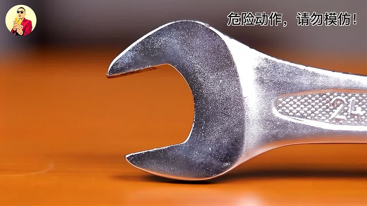 最新扳手设计探索，隐秘小巷的宝藏与特色小店的独特魅力